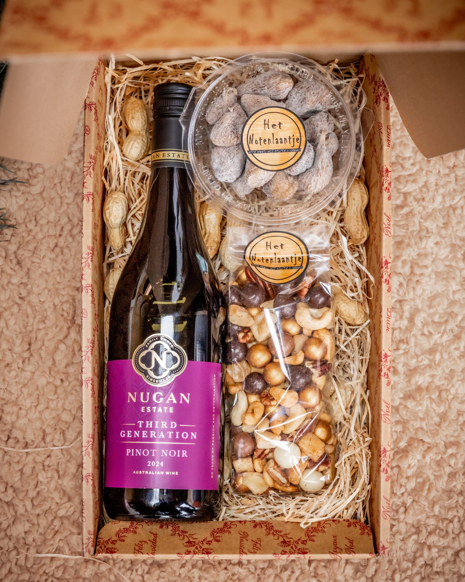 Kerstbox 'Wijn maar fijn' (Noten & wijn) - Image 2